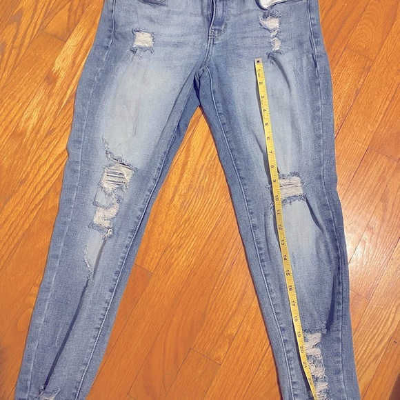 Like New Distressed, medium rise waist, KanCans. - Picture 5 of 8